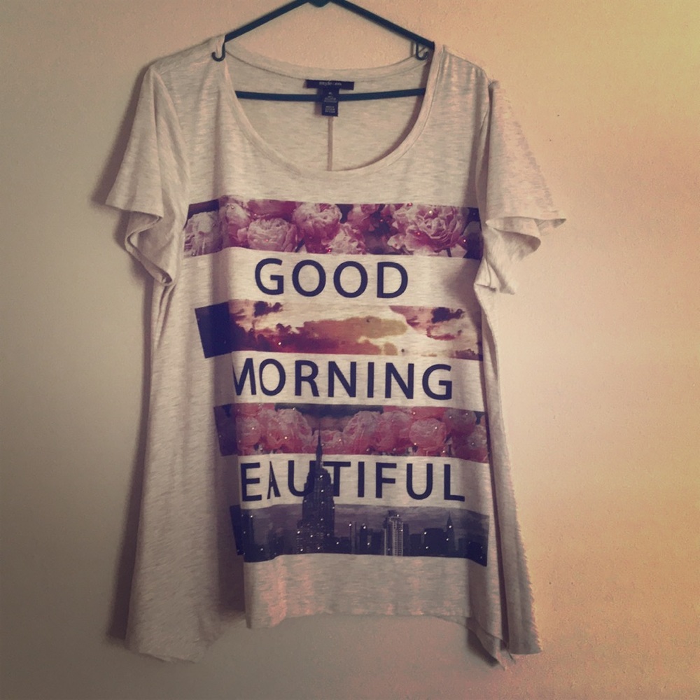 STYLE & CO GRAPHIC TOP